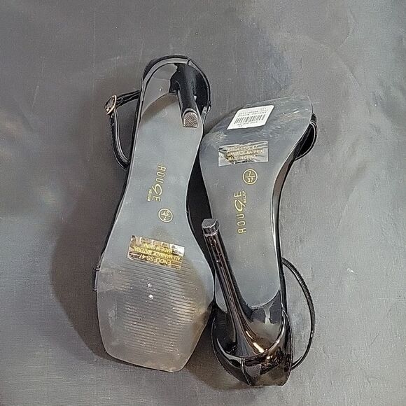 BRAND NEW ROUGE HELUIM SQUARE TOE ADJUSTABLE ANKLE AND ONE BAND STRAP SANDAL - Picture 15 of 16